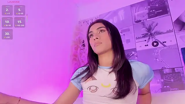 MiaCavallii_ live sex cam