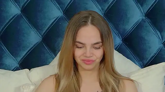 AnitaVenture's cam snapshot