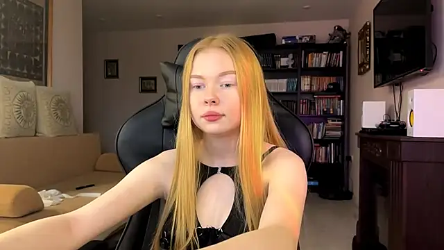 RaguelNicksons's cam snapshot