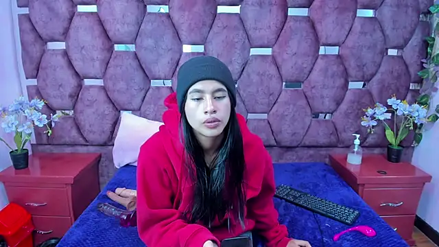 Miaa_Davis_'s cam snapshot