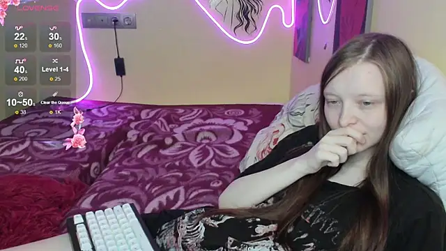 AliceHaris's cam snapshot