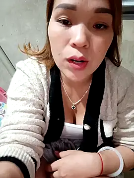 Melylyna's cam snapshot