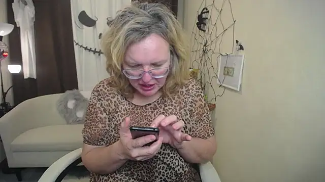 VestaWoody's cam snapshot