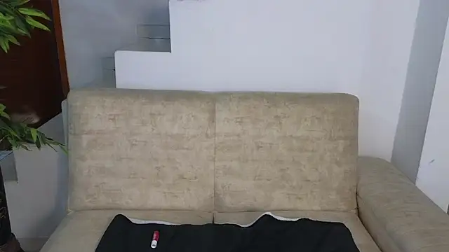 Lorenne_Miller's cam snapshot