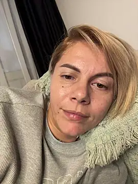 tanyagrey's cam snapshot