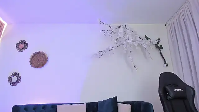 cloe_taylor__'s cam snapshot