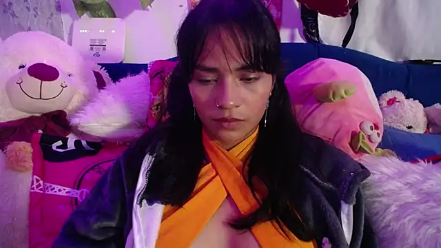 Samara_Homescapes's cam snapshot