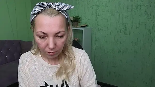 Jade_Journey's cam snapshot