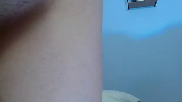 luna_hawks's cam snapshot