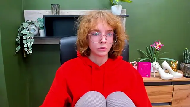 juicyPenny's cam snapshot