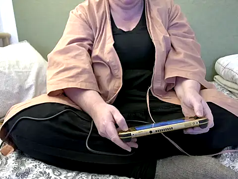 MarthaBriest's cam snapshot