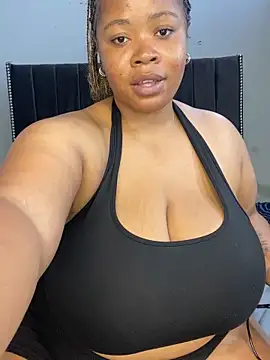 LunaCovenn's cam snapshot