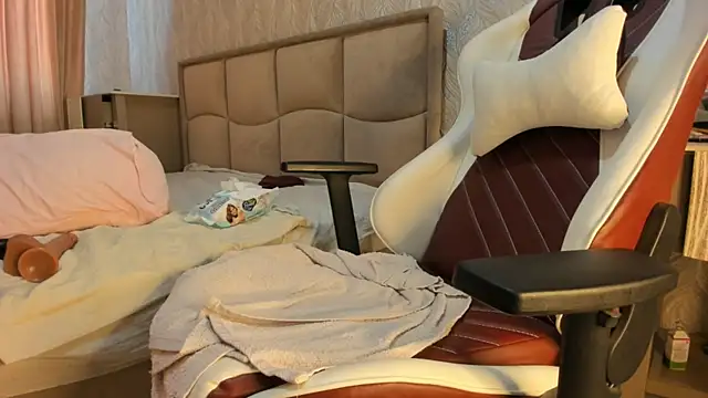 heyheyneko's cam snapshot