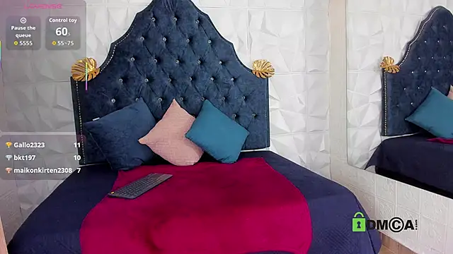 _mia_milf_'s cam snapshot