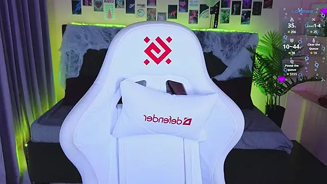 kaleriyaa_'s cam snapshot