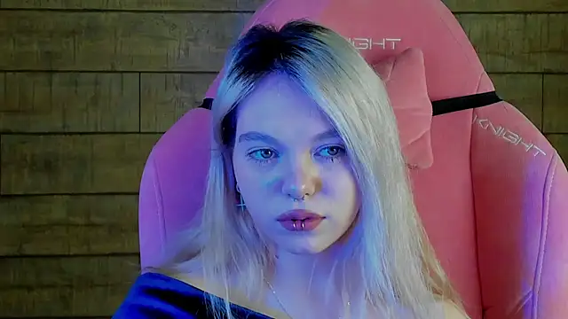 AnnaDelon's cam snapshot