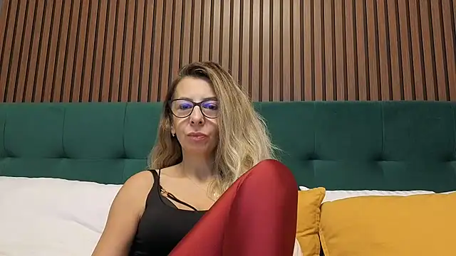 SukyGirl's cam snapshot