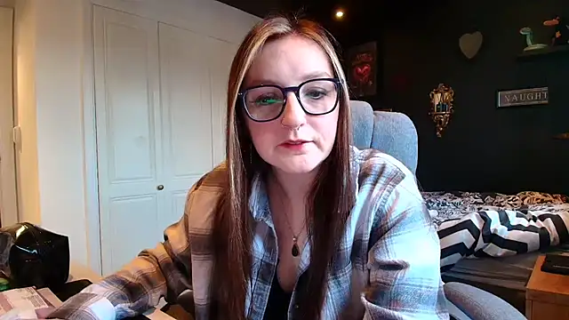 short_sweetpea's cam snapshot