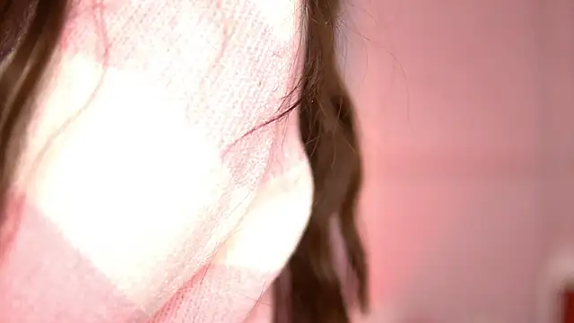 AlmaLuv's cam snapshot