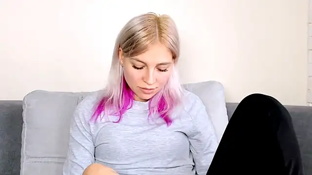 FoxyKathryn's cam snapshot