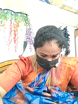 Tamil_Aathira's cam snapshot