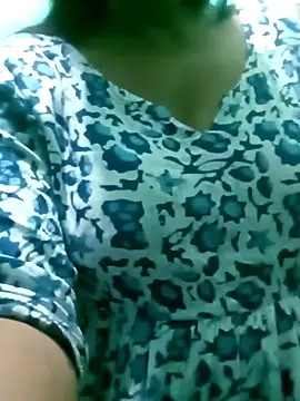 your_favourite_bhabhi's cam snapshot