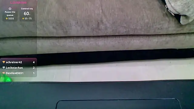 Wow-SexyHoney's cam snapshot