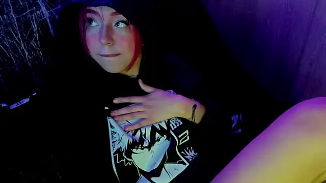 sweetcherryyy_'s cam snapshot