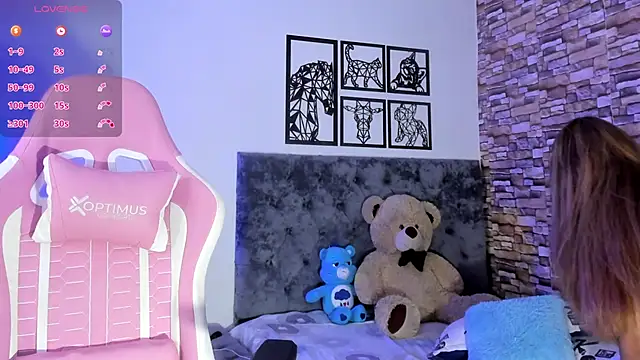 Luisa_Red's cam snapshot