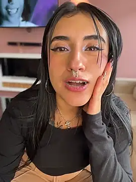 LilithPink_'s cam snapshot