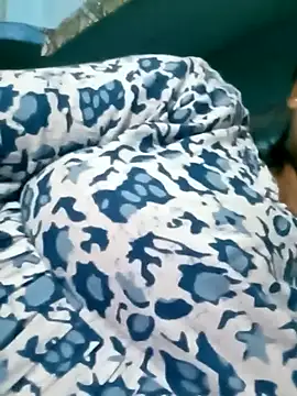 your_favourite_bhabhi's cam snapshot