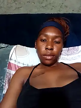 sexysmalldaily04's cam snapshot