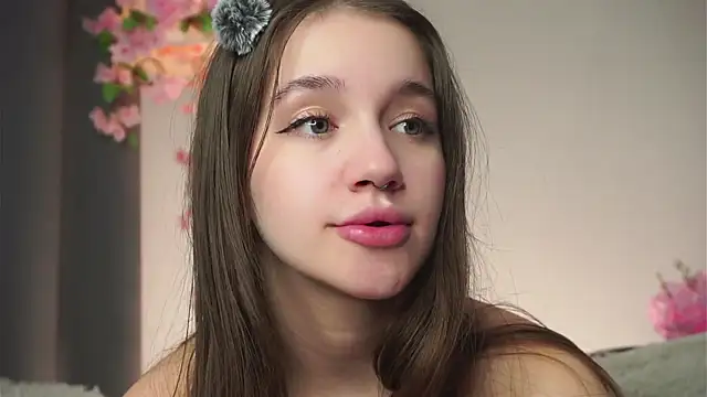 AmiLewis live sex cam