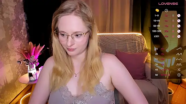 Aemilia_'s cam snapshot