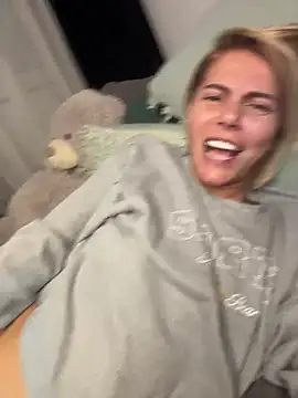 tanyagrey's cam snapshot