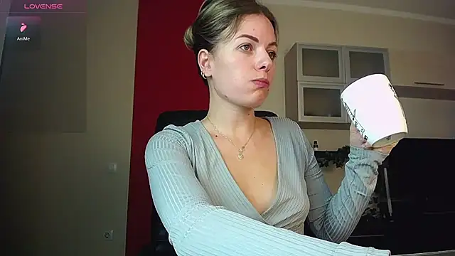 ladysabotage's cam snapshot