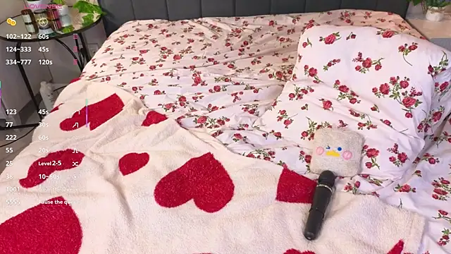 ConstanceHelms's cam snapshot