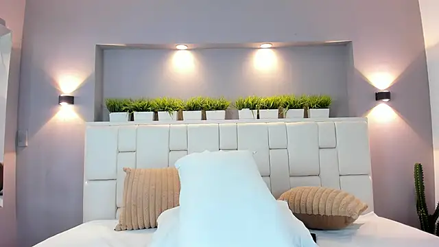 LunnaBlake's cam snapshot