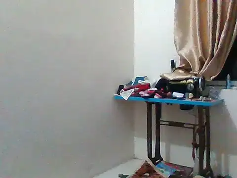 Mainay0033's cam snapshot