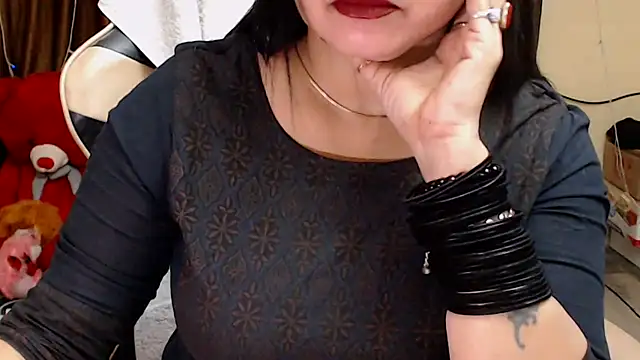 Sukoon_143's cam snapshot