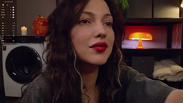 Miley_Smile's cam snapshot