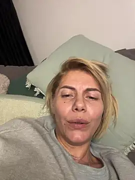 tanyagrey's cam snapshot