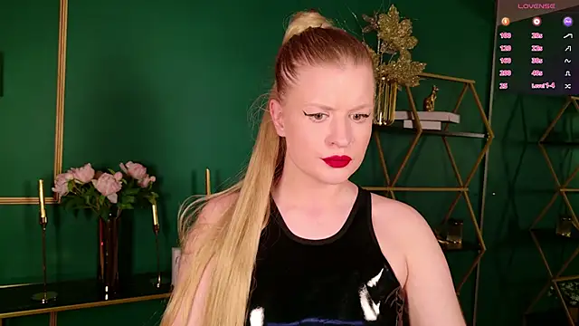 AlicePearcy's cam snapshot