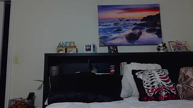 xxxCRYSTALxxx's cam snapshot