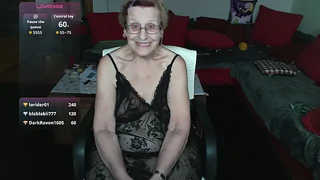 HeisseomaOriginal live sex cam