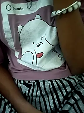 Alia-00's cam snapshot