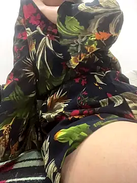 Cutieelizaa12's web cam