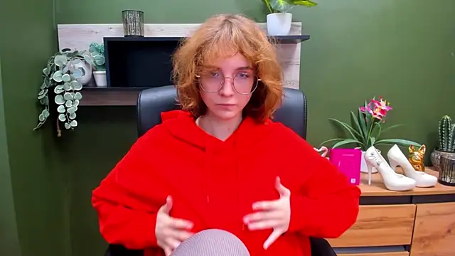 juicyPenny's cam snapshot