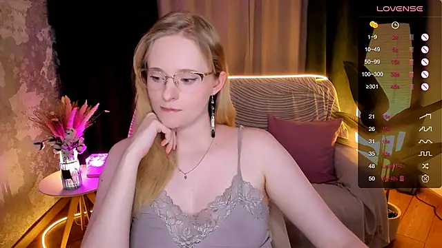 Aemilia_'s cam snapshot