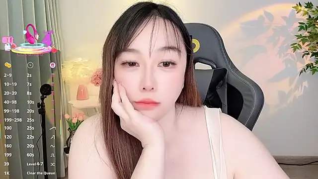 Liz-nn's cam snapshot